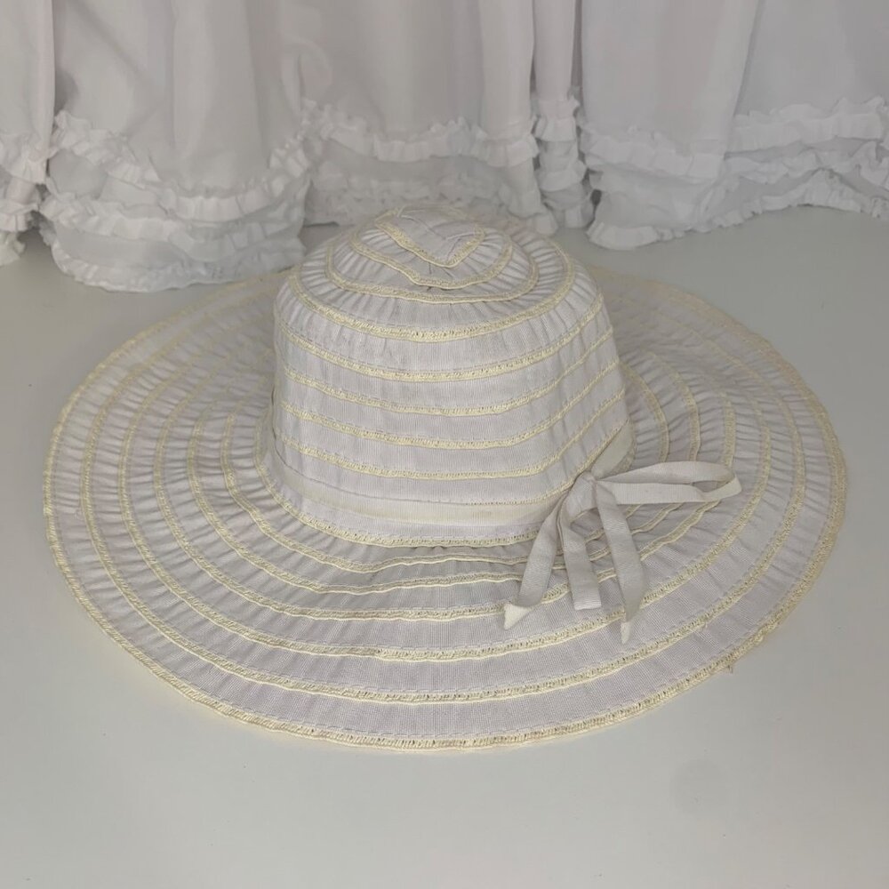 Wide Brim Sun Hat With Bow Detail For Women White & Cream Stripe 100% Co…